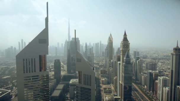 DUBAI, UNITED ARAB EMIRATES - DECEMBER 30, 2019. Aerial shot of Dubai International Financial Centre DIFC district — 비디오