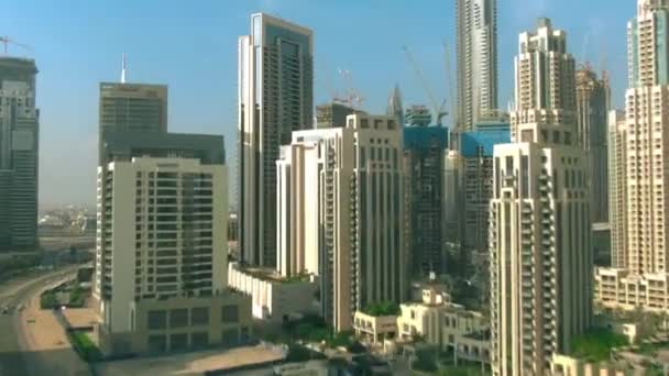 DUBAI, EMIRATOS ÁRABES UNIDOS - 30 DE DICIEMBRE DE 2019. Hiperlapso aéreo del área del centro de Dubái — Vídeo de stock