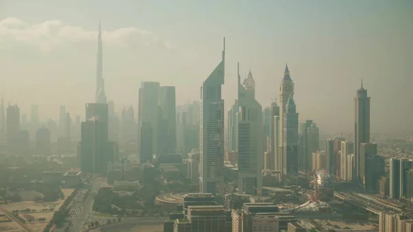 Dubaj, Spojené arabské emiráty - 26. prosince2019. Letecký pohled na panorama centra Dubaje — Stock fotografie