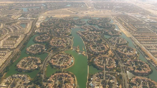 Aerial shot of luxury Jumeirah Islands community in Dubai, Emiratos Árabes Unidos — Foto de Stock