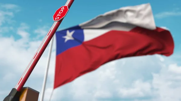 Porta de barreira sendo aberta com bandeira do Chile como pano de fundo. Chileno Entrada livre ou levantamento de uma proibição. Renderização 3D — Fotografia de Stock