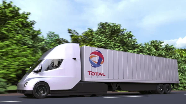 Camión semirremolque eléctrico con logotipo de TOTAL S.A. en el lateral. Representación Editorial 3D —  Fotos de Stock