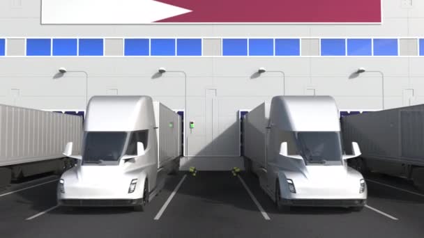Depodaki modern karavan kamyonlarında Katar bayrağı var. Katarlı lojistikle ilgili kavramsal üç boyutlu animasyon — Stok video
