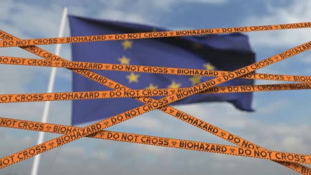 Cuidado com fita de perigo biológico com bandeira da UE como pano de fundo. Entrada restrita europeia ou quarentena. Conceptual looping animação 3D — Vídeo de Stock