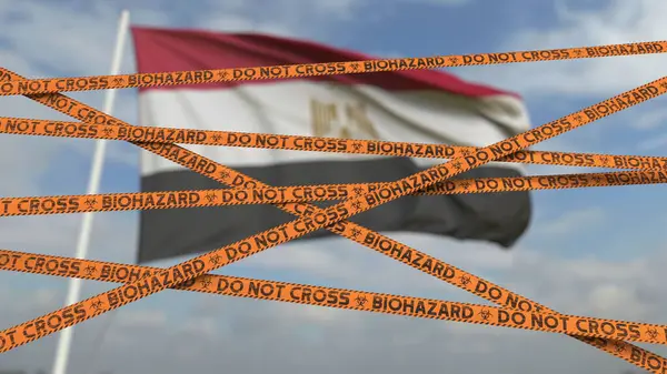 Biohazard restriction tape lines gegen die ägyptische Flagge. Einreiseverbot oder Quarantäne in Ägypten. Konzeptionelles 3D-Rendering — Stockfoto