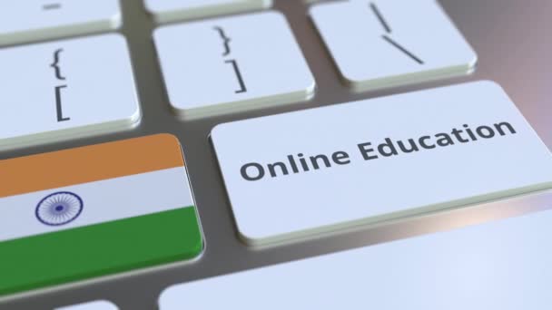 Online Vzdělávání text a vlajka Indie na tlačítkách na klávesnici počítače. Moderní profesionální školení související konceptuální 3D animace — Stock video