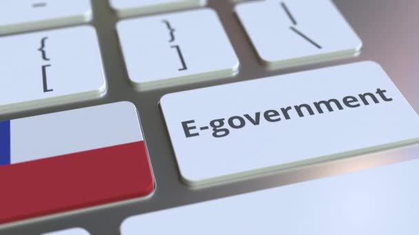 E-Gobierno o Gobierno Electrónico texto y bandera de Chile en el teclado. Animación 3D conceptual relacionada con los servicios públicos modernos — Vídeos de Stock