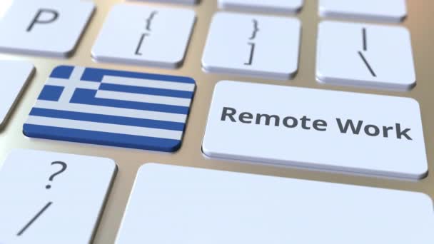 Text vzdálené práce a vlajka Řecka na klávesnici počítače. 3D animace související s teledojížděním nebo teleworkingem — Stock video