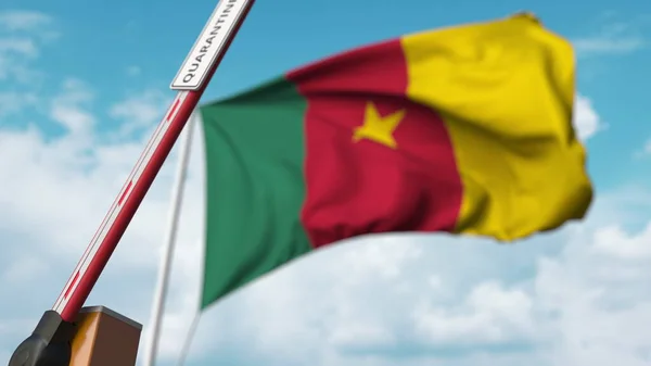 Nyitott bumm kapu QUARANTINE felirattal a kameruni zászló hátterén. A lezárás Kamerunban ér véget. 3D renderelés — Stock Fotó