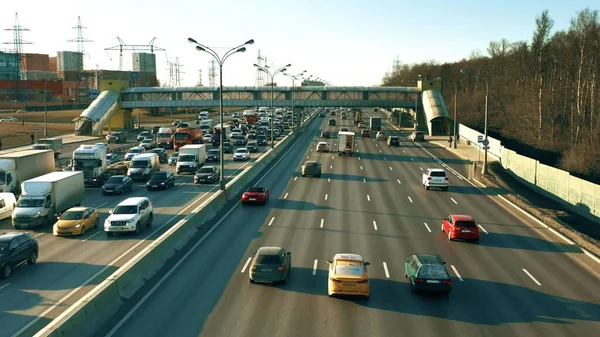 MOSCOW, RÚSSIA - 24 de março de 2020. Vista aérea do tráfego de Moscou Ring Road — Fotografia de Stock