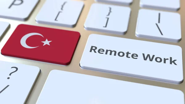 Remote Work Text und Flagge der Türkei auf der Computertastatur. Telependeln oder Telearbeit bezogene konzeptionelle 3D-Darstellung — Stockfoto