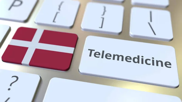 Text telemedicíny a vlajka Dánska na klávesnici počítače. Vzdálené lékařské služby související konceptuální 3D vykreslování — Stock fotografie