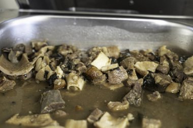 Nijerya Keçi eti Biber çorbası Chaffing Buffet 'te