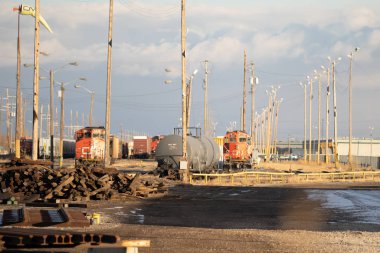 11 Kasım 2018 - Calgary, Alberta, Kanada - Lokomotif motorlu tren istasyonu