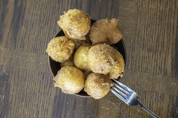 Bowl full of Nigerian buns ready to eat — Stock Photo, Image