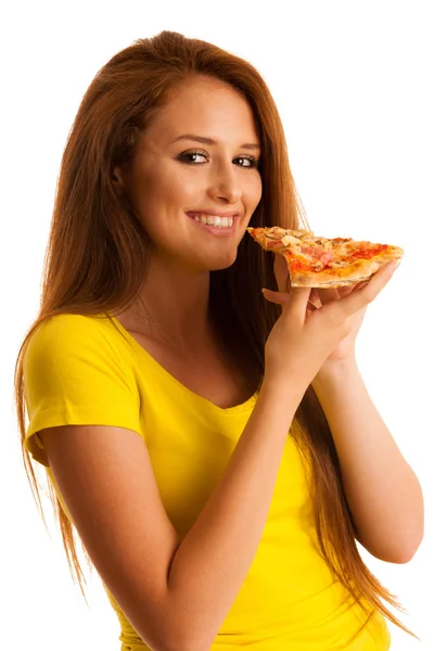 Mulher come deliciosa pizza isolada sobre fundo branco — Fotografia de Stock