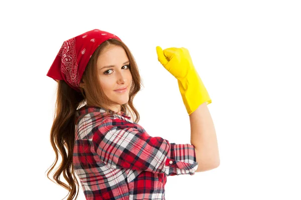 Женщина в жёлтых резиновых перчатках жесты мы можем сделать это изолированно — стоковое фото