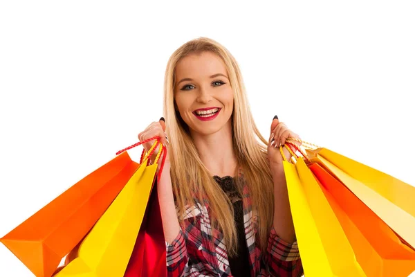 Mulher loira bonito com sacos de compras isolados sobre branco — Fotografia de Stock