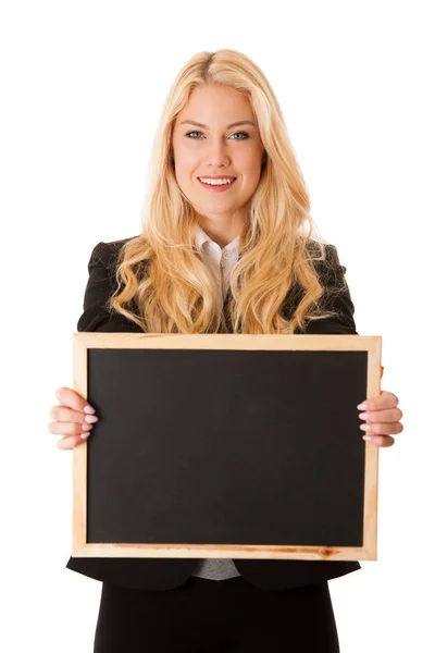 Boş bir holding iş kadını blackboard - öğretmen — Stok fotoğraf