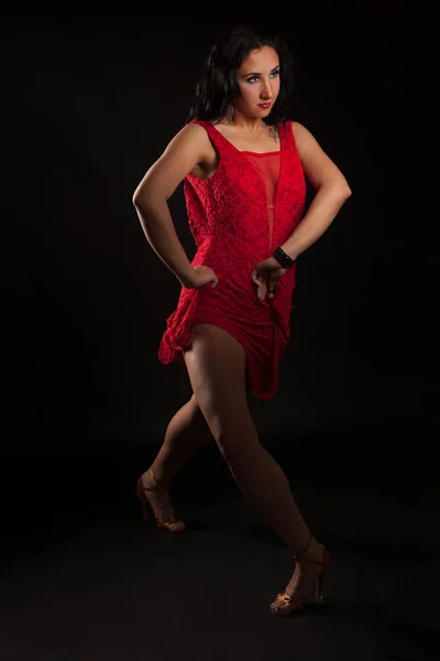 美しい女性フラメンコ ダンサー スタジオ撮影 — ストック写真