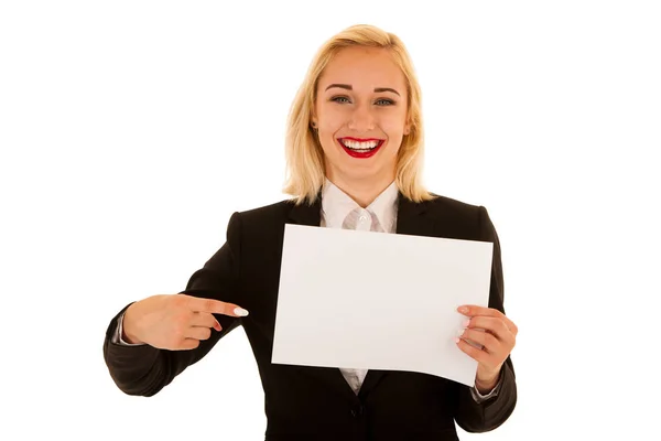 Ελκυστικό επιχειρηματικό γυναίκα hilding κενό λευκό πανό που απομονώνονται ov — Φωτογραφία Αρχείου