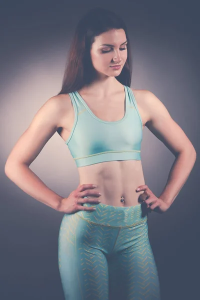 Představují aktivní mladé fit žena s dokonalým tělem — Stock fotografie