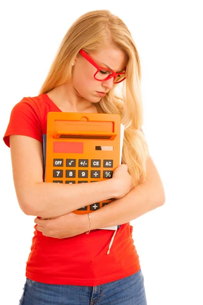 Scioccato giovane studente in t shirt rossa con calcolatrice isolato ov — Foto Stock