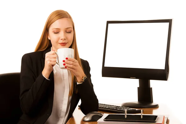 Jeune Femme Affaires Boit Café Dans Son Bureau — Photo