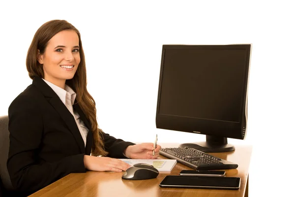 Biznes kobieta pracuje w jej biurze Wyświetlono puste moni — Zdjęcie stockowe