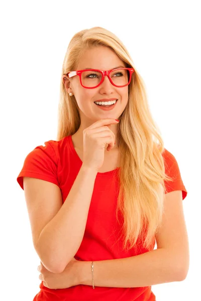 Mooie jonge vrouw in rode t-shirt met brillen geïsoleerde ov — Stockfoto