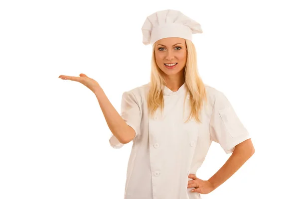 Hermosa mujer rubia chef aislado sobre fondo blanco — Foto de Stock