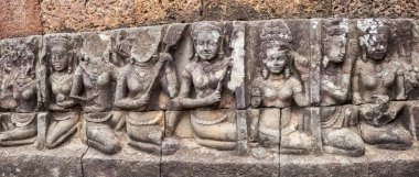 Buddhist Carving Girl Figur