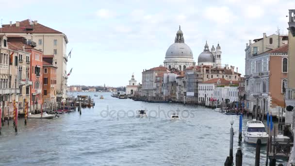 Gran canal en Venecia, Italia — Vídeo de stock