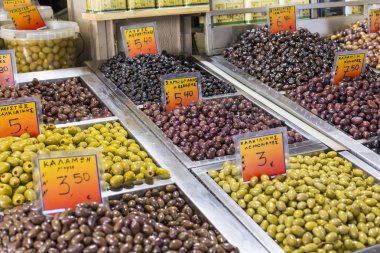 Zeytin ve zeytinyağı tarım ürünleri için bir Pazar Satılık.