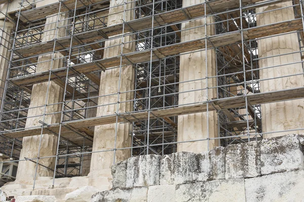 ATENAS - GRECIA - 21 DE SEPTIEMBRE DE 2016: Trabajos de reconstrucción de la — Foto de Stock