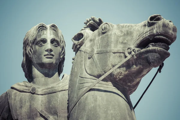 Staty av Alexander stort i Thessaloniki, Makedonia, Grekland — Stockfoto