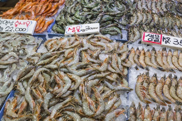 Noryangjin halászati nagykereskedelmi piacon a 24 órás piacon már ove — Stock Fotó