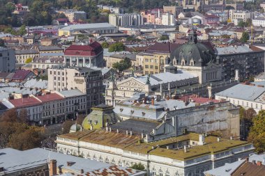Lviv, Ukrayna - 02 Ekim 2016: Lviv şehri yukarıdan. Merkez 