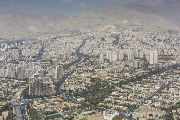 Görünüm Azadi Tower - Iran Tahran