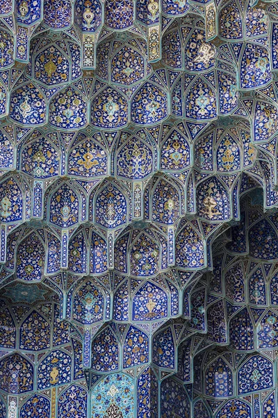 Részletek a Sheikh Lotfollah mecset Isfahan, Irán — Stock Fotó