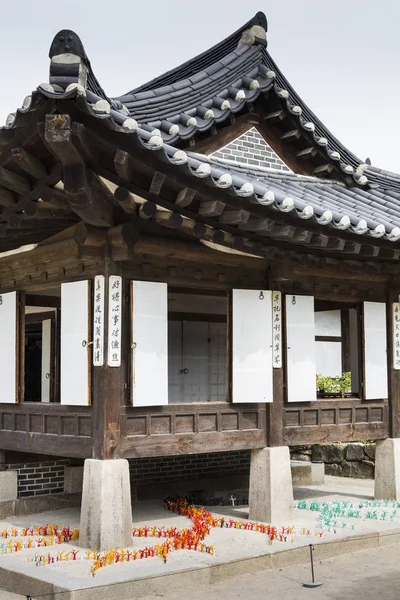 Kore Seul Güney Kore'de Namsangol Hanok Köyü'nde eski ev. — Stok fotoğraf