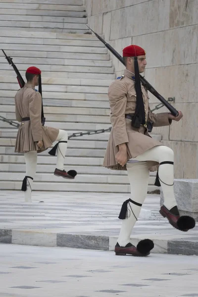Athens, Griekenland - 21 September: De wisseling van de wacht ceremon — Stockfoto