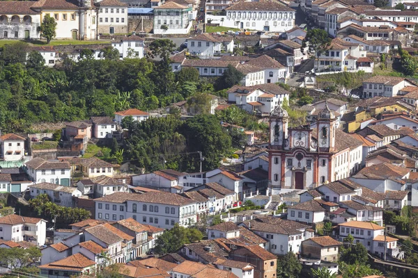 Veduta della città unesco patrimonio mondiale di Ouro Preto in Minas Ge — Foto Stock