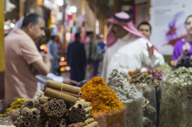 Dubai baharat Çarşısı veya eski Çarşısı Duba içinde geleneksel bir pazardır