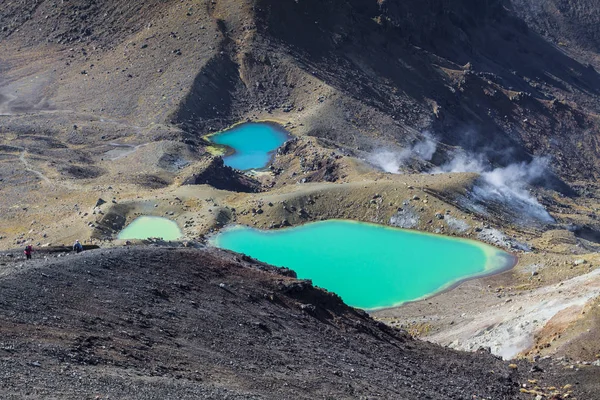 Изумрудные озера Тонгариро — стоковое фото