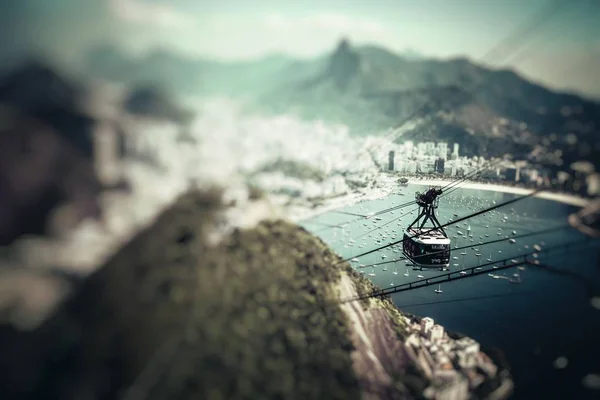 Канатная дорога в Сахарный рулет в Рио-де-Жанейро — стоковое фото
