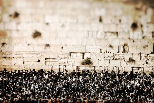 Prayers at the Western Wall, Jerusalem, Israel. — Stock Photo, Image