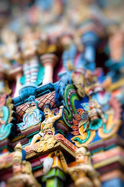 Detalles del Templo Meenakshi - uno de los templos más grandes y antiguos de Madurai, India . —  Fotos de Stock