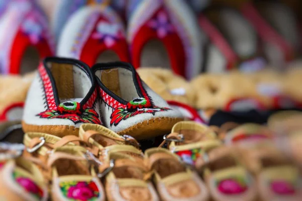 Tradiční polské horské kožené boty pro děti s názvem ' k — Stock fotografie