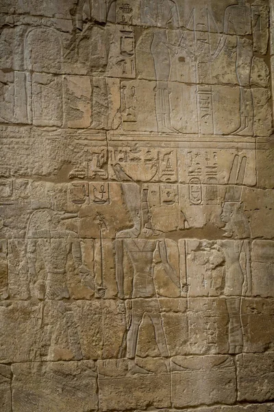 Symbols signs figures of the Pharaohs in Egypt, the wall in Luxo — Stock Photo, Image